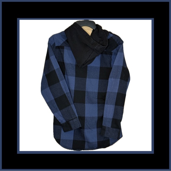 UniVibe Boy’s Long Sleeve Plaid Flannel Hoodie Shirt – Size Medium - Picture 2 of 2